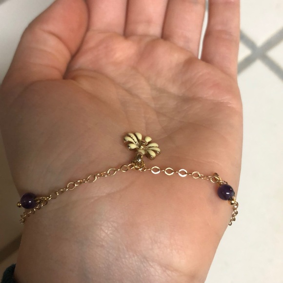 Handmade Daisy Charm Bracelet - Picture 4 of 4